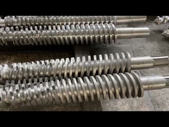 피침 모양의 나사 및 배럴-1의 제품 전시