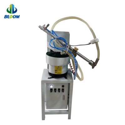 품질  Automatic Nut Feeder for Spot Welding with M5-M12 Compatibility 220V/50Hz Power and 0.5MPa Air Source 공장