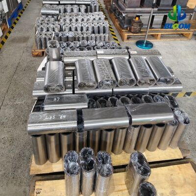 높은 성능의 HRC≥57 강도 및 600°C 온도 저항을 위한 니켈 합금 라인러와 함께 쌍 나사 배럴 라인러